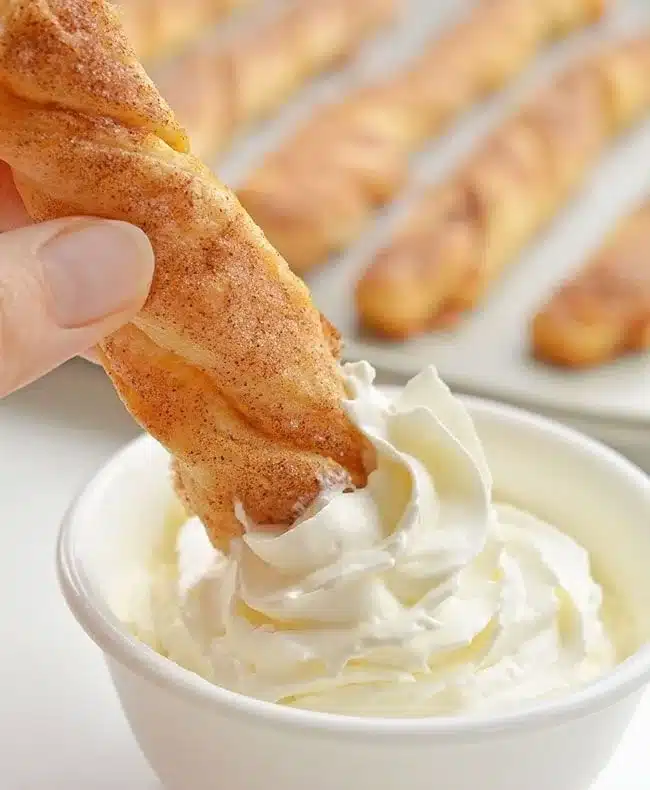 Easy Pumpkin Pie Twists Recipe with flaky crust and pumpkin filling